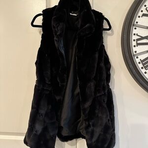 White House Black Market Women’s Black Faux Fur Vest